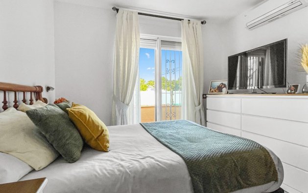 Perpardavimas - Dvipusis - Torrevieja - Los Balcones - Los Altos