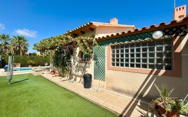Reventa - Villa - Orihuela Costa - Aguamarina