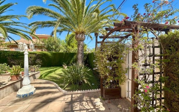 Reventa - Villa - Orihuela Costa - Aguamarina