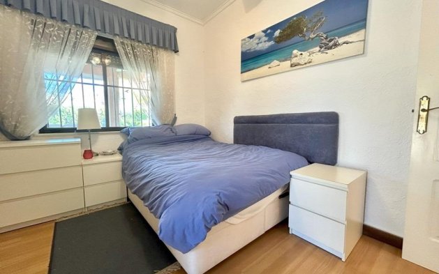 Reventa - Villa - Orihuela Costa - Aguamarina