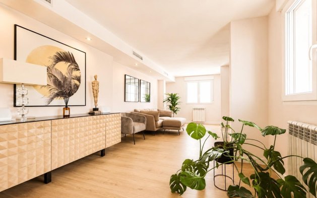 Resale - Villa - Orihuela Costa - Campoamor