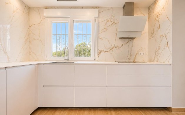 Resale - Villa - Orihuela Costa - Campoamor