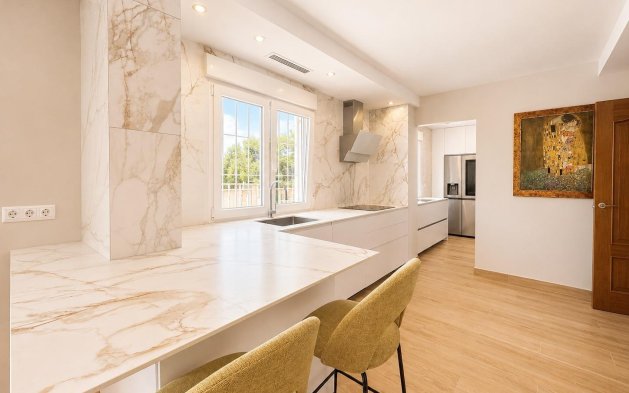 Resale - Villa - Orihuela Costa - Campoamor