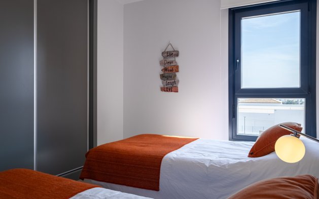 Odsprzedaż - Mieszkanie w bloku - Orihuela Costa - Playa Flamenca