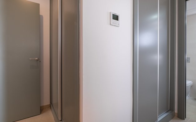 Odsprzedaż - Mieszkanie w bloku - Orihuela Costa - Playa Flamenca