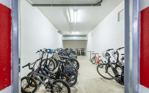 Odsprzedaż - Mieszkanie w bloku - Orihuela Costa - Playa Flamenca