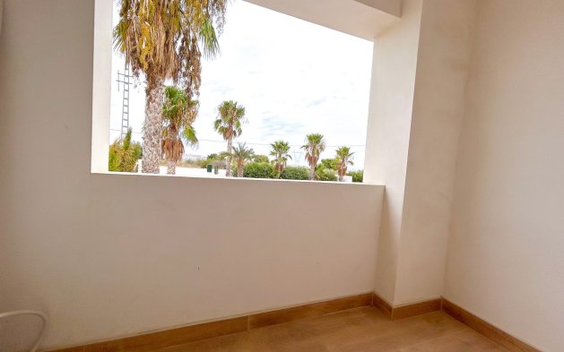 Perpardavimas - Vila - Los Montesinos