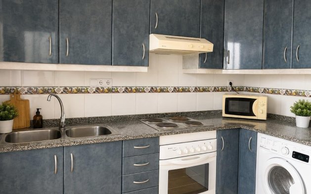 Resale - Apartment / flat - Orihuela Costa - La Zenia