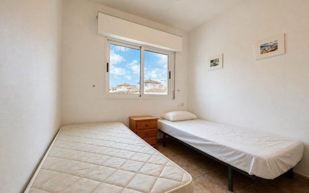 Resale - Apartment / flat - Orihuela Costa - La Zenia