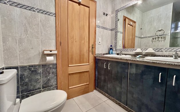 Resale - Apartment / flat - Orihuela Costa - La Zenia