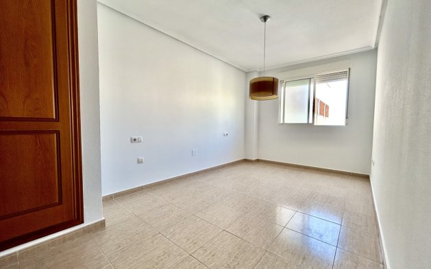 Reventa - Apartamento / piso - Torrevieja