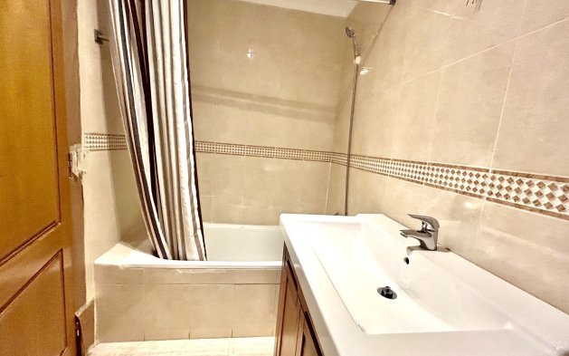 Reventa - Apartamento / piso - Torrevieja