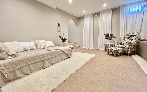 Perpardavimas - Vila - Orihuela Costa - La Zenia