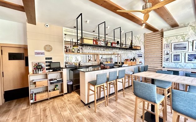 Perpardavimas - Local comercial - Orihuela Costa - Cabo Roig