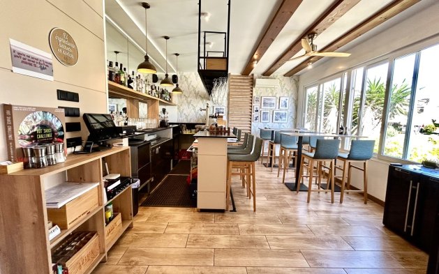 Perpardavimas - Local comercial - Orihuela Costa - Cabo Roig