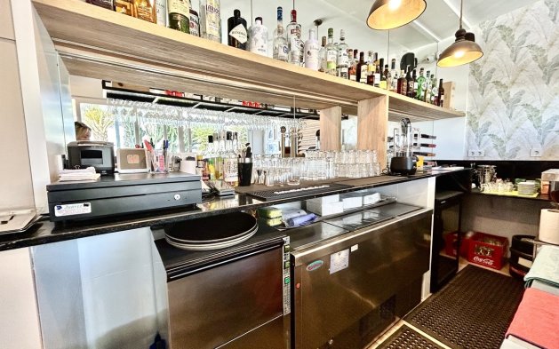 Perpardavimas - Local comercial - Orihuela Costa - Cabo Roig
