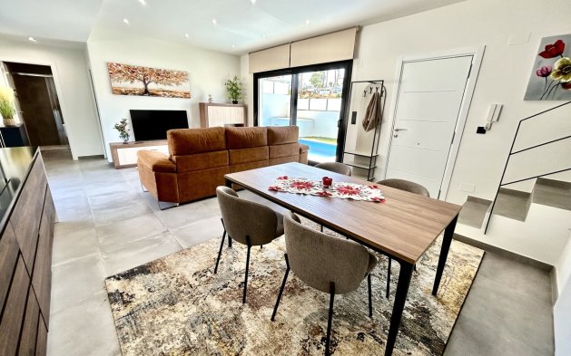 Reventa - Villa - Orihuela Costa - Villamartín