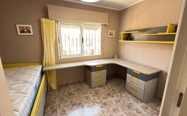 Perpardavimas - Dvipusis - Orihuela Costa - La Zenia
