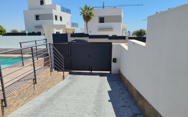 Perpardavimas - Vila - San Miguel de Salinas