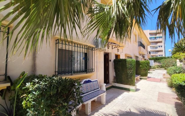 Perpardavimas - Dvipusis - Orihuela Costa - La Zenia