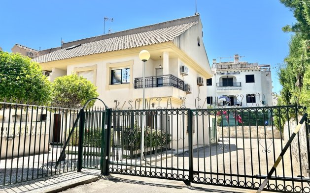 Perpardavimas - Dvipusis - Orihuela Costa - La Zenia