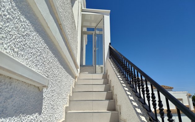 Perpardavimas - Vila - Orihuela Costa - Vistabella