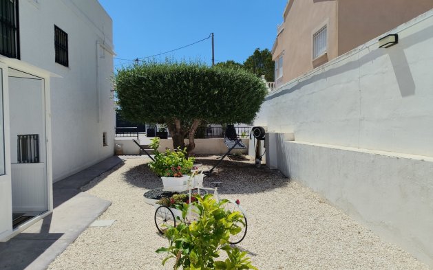 Perpardavimas - Vila - Orihuela Costa - Vistabella