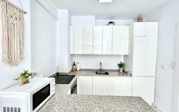 Herverkoop - Appartement / flat - Orihuela Costa - La Zenia