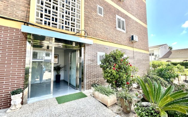 Herverkoop - Appartement / flat - Orihuela Costa - La Zenia
