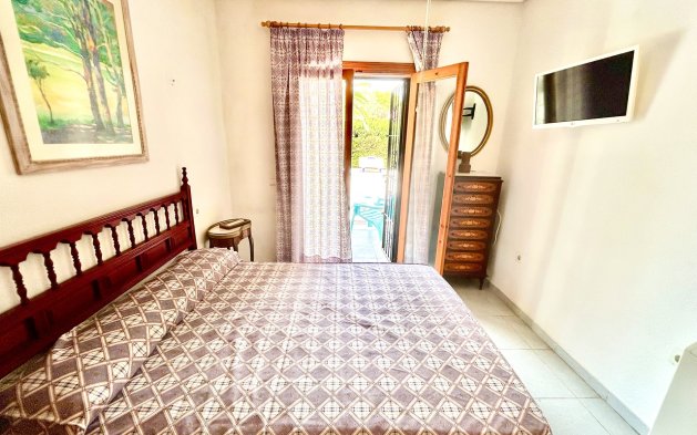 Perpardavimas - Vila - Orihuela Costa - La Zenia