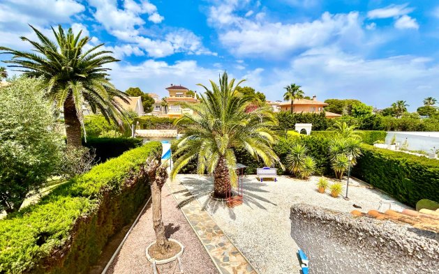 Perpardavimas - Vila - Orihuela Costa - La Zenia