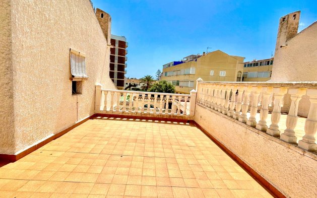 Perpardavimas - Vila - Orihuela Costa - La Zenia