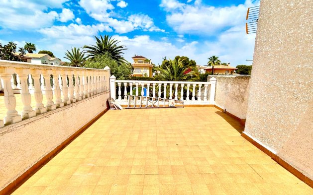 Perpardavimas - Vila - Orihuela Costa - La Zenia