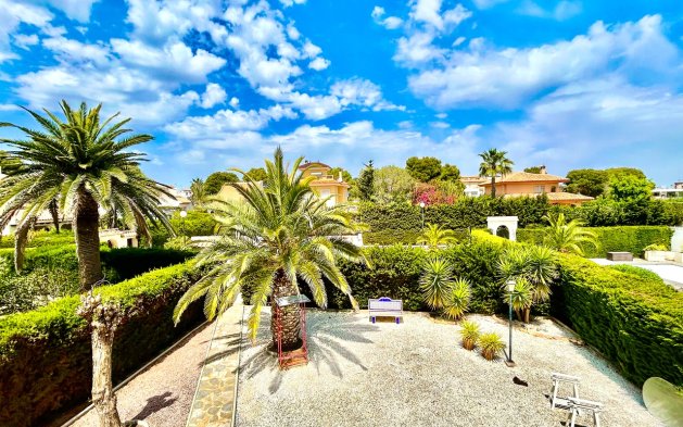 Perpardavimas - Vila - Orihuela Costa - La Zenia