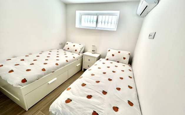 Perpardavimas - Vila - Orihuela Costa - Villamartín