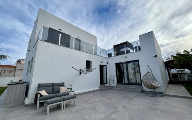 Perpardavimas - Vila - Torrevieja - Los Balcones - Los Altos