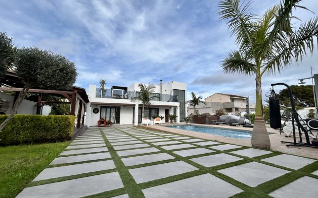 Perpardavimas - Vila - Torrevieja - Los Balcones - Los Altos