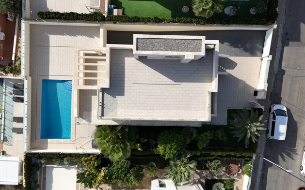 Perpardavimas - Vila - Orihuela Costa - La Zenia