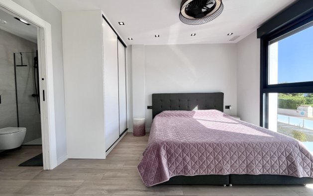 Perpardavimas - Vila - Torrevieja - Punta Prima