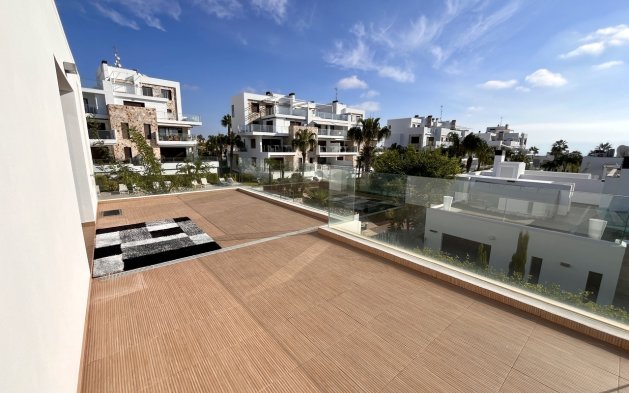 Perpardavimas - Vila - Orihuela Costa - Los Dolses
