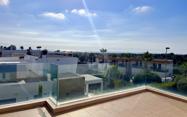 Perpardavimas - Vila - Orihuela Costa - Los Dolses