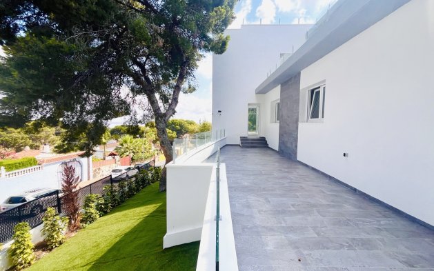 Perpardavimas - Vila - Torrevieja - Los Balcones - Los Altos