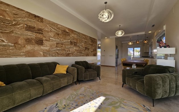Perpardavimas - Vila - Orihuela Costa - La Zenia