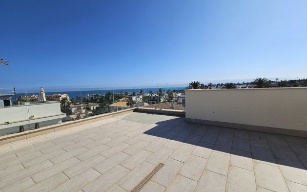 Perpardavimas - Vila - Orihuela Costa - La Zenia