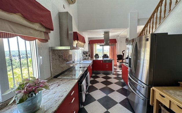 Perpardavimas - Vila - Orihuela Costa - Villamartín