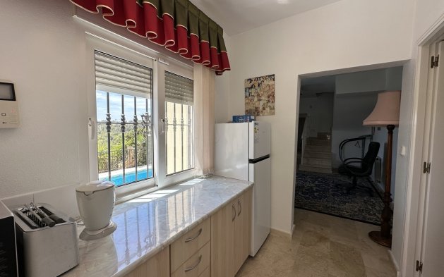 Perpardavimas - Vila - Orihuela Costa - Villamartín