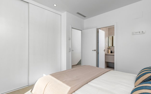 Obra nueva - Adosado - Pilar de la Horadada