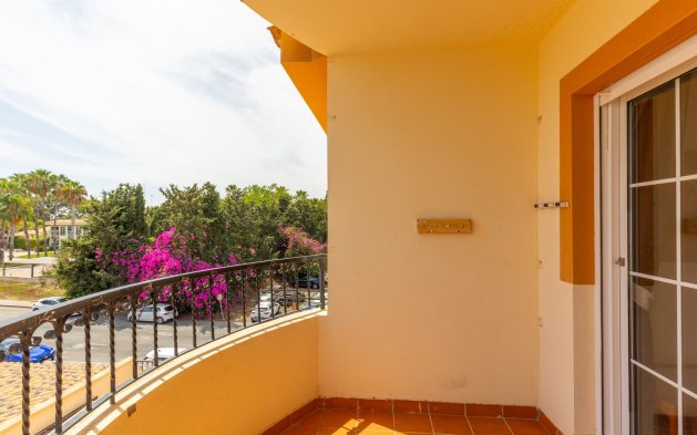 Resale - Apartment / flat - Orihuela - Villamartin