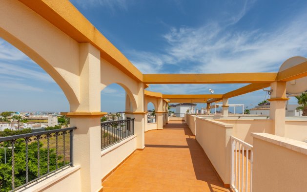 Resale - Apartment / flat - Orihuela - Villamartin