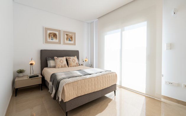 Obra nueva - Adosado - Elche